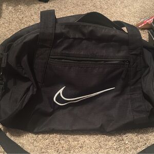 Nike Black Duffel Bag for Men